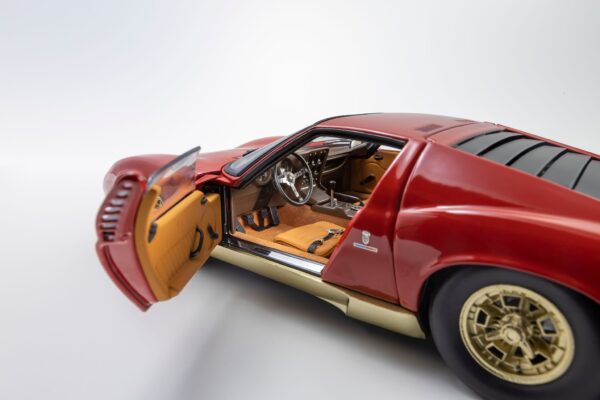 Kyosho Lamborghini Miura P400 Red Diecast Model.11