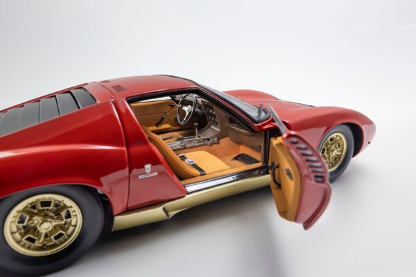 Kyosho Lamborghini Miura P400 Red Diecast Model.15