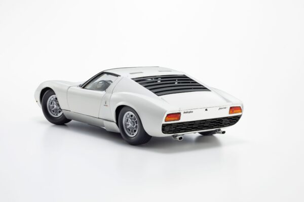 Kyosho Lamborghini miura p400 white diecast model.9