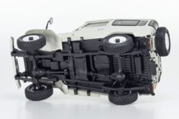 Kysoho 1:18 Toyota Land Cruiser 40 Van White (KS08971Y)