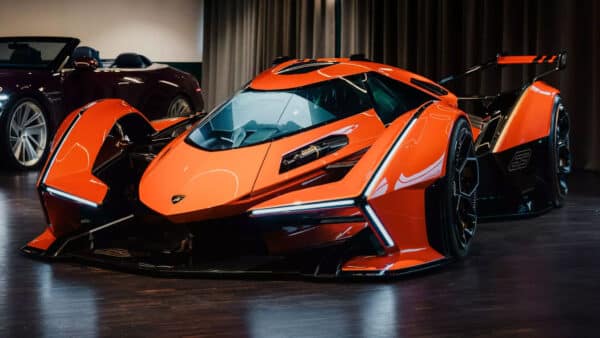 MR Collection - 1:18 Lamborghini V12 Vision Gran Turismo Orange Launch Version - Limited Edition Resin Model