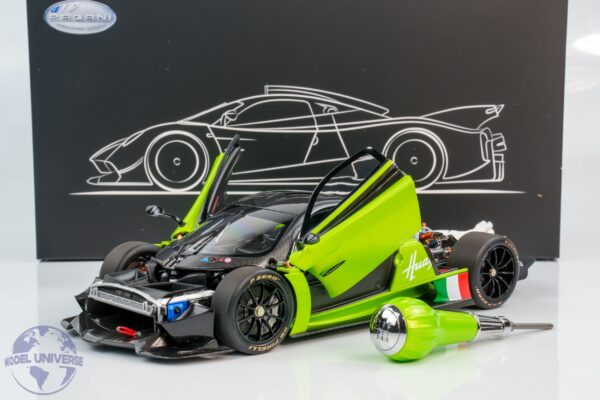 LCD - 1:18 Pagani Huayra R Green - Limited Edition Diecast Model