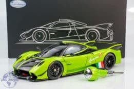 LCD - 1:18 Pagani Huayra R Green - Limited Edition Diecast Model