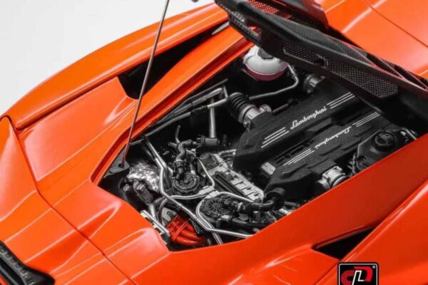 LCD - 1:18 Lamborghini Revuelto Orange Diecast Model 4 LCD18026 OR_engine