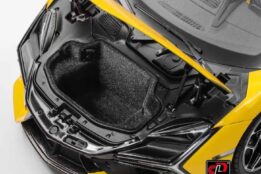 LCD - 1:18 Lamborghini Revuelto Yellow Diecast Model