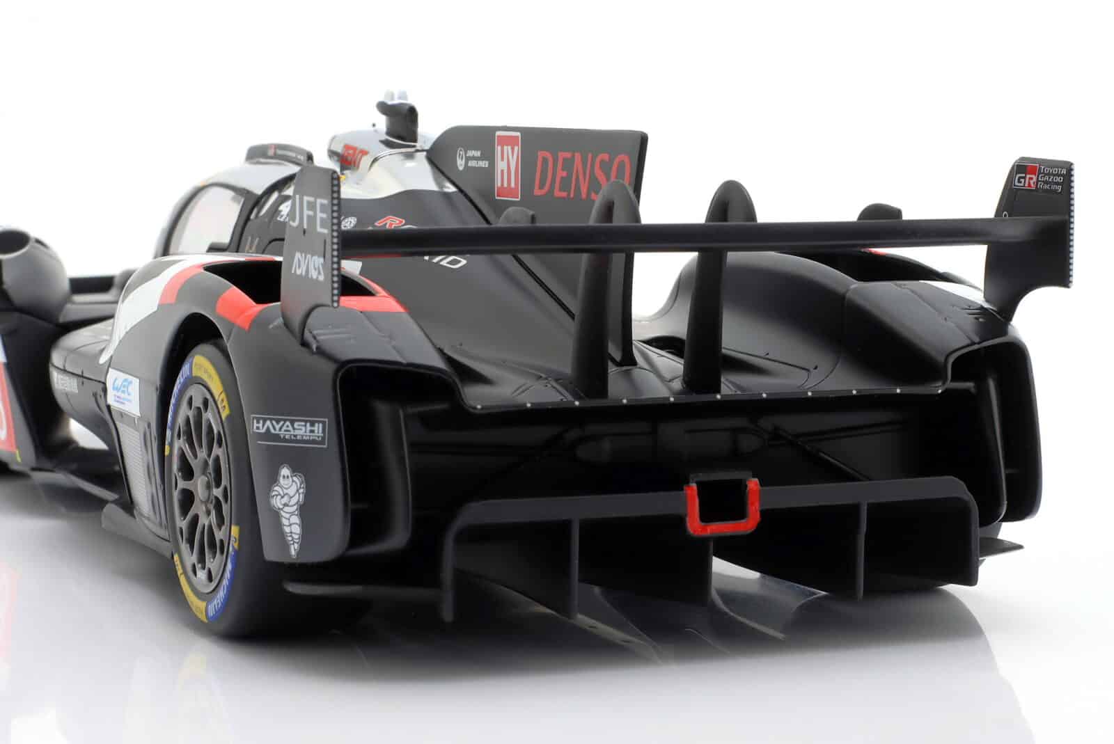 Ixo 1:18 Toyota GR010 Hybrid No.8 24h Le Mans 2025 (LEGT-TYGR25LM08)