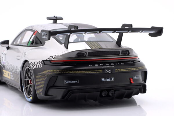 Ixo 1:18 Porsche 911 (992) GT3 Cup No.911 Jorge Lorenzo Supercup Imola 2022 (LEGT18-23CUP007) Diecast Model 13 Ixo 1:18 Porsche 911 (992) GT3 Cup No.911 Jorge Lorenzo Supercup Imola 2022 (LEGT18-23CUP007) Diecast Model