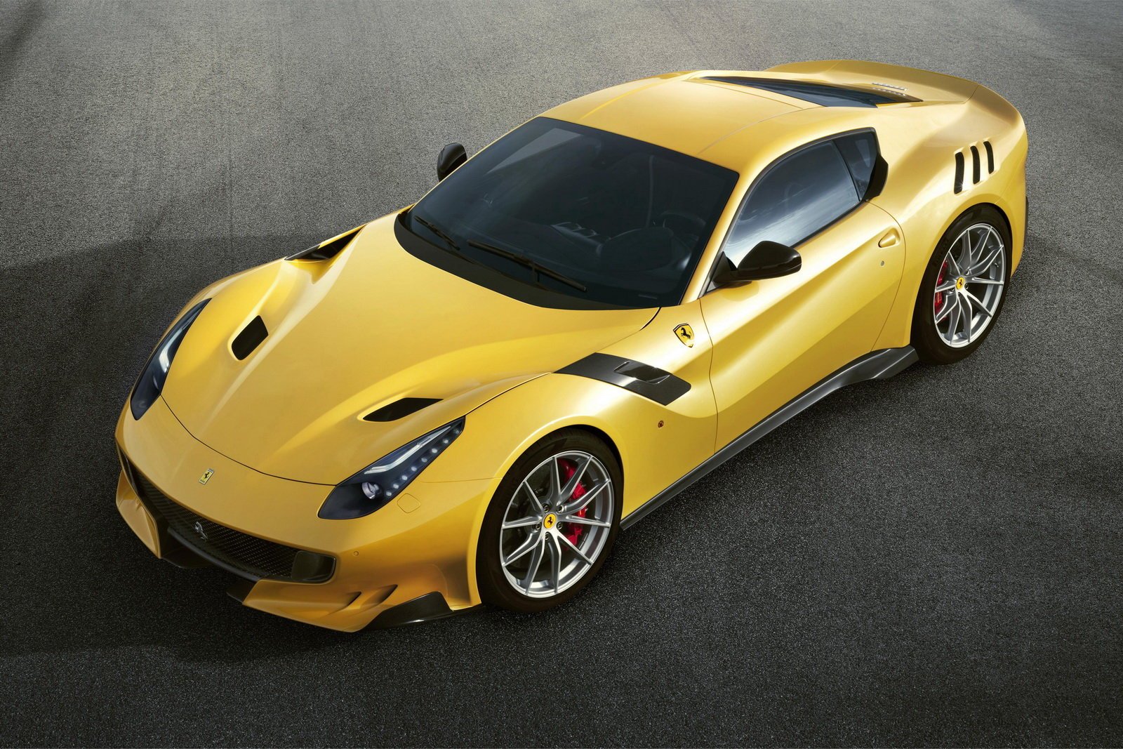 LookSmart - 1:12 Ferrari F12 TDF Yellow - Resin Model