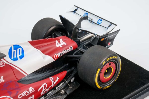 Looksmart - 1:18 Ferrari SF-25 No.44 Lewis Hamilton Winner Sprint Race China 2025 - Resin Model 15 Looksmart - 1:18 Ferrari SF-25 No.44 Lewis Hamilton Winner Sprint Race China 2025 - Resin Model