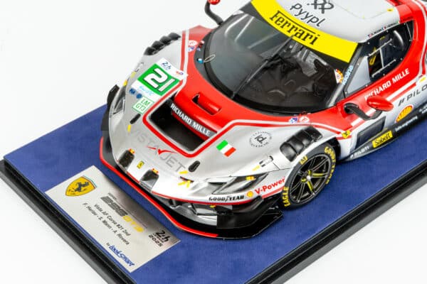 Looksmart - 1:18 Ferrari 296 LMGT3 No.21 AF Corse 2nd 24h Le Mans 2025 (LS18LM056) Resin Model 14 Looksmart - 1:18 Ferrari 296 LMGT3 No.21 AF Corse 2nd 24h Le Mans 2025 (LS18LM056) Resin Model