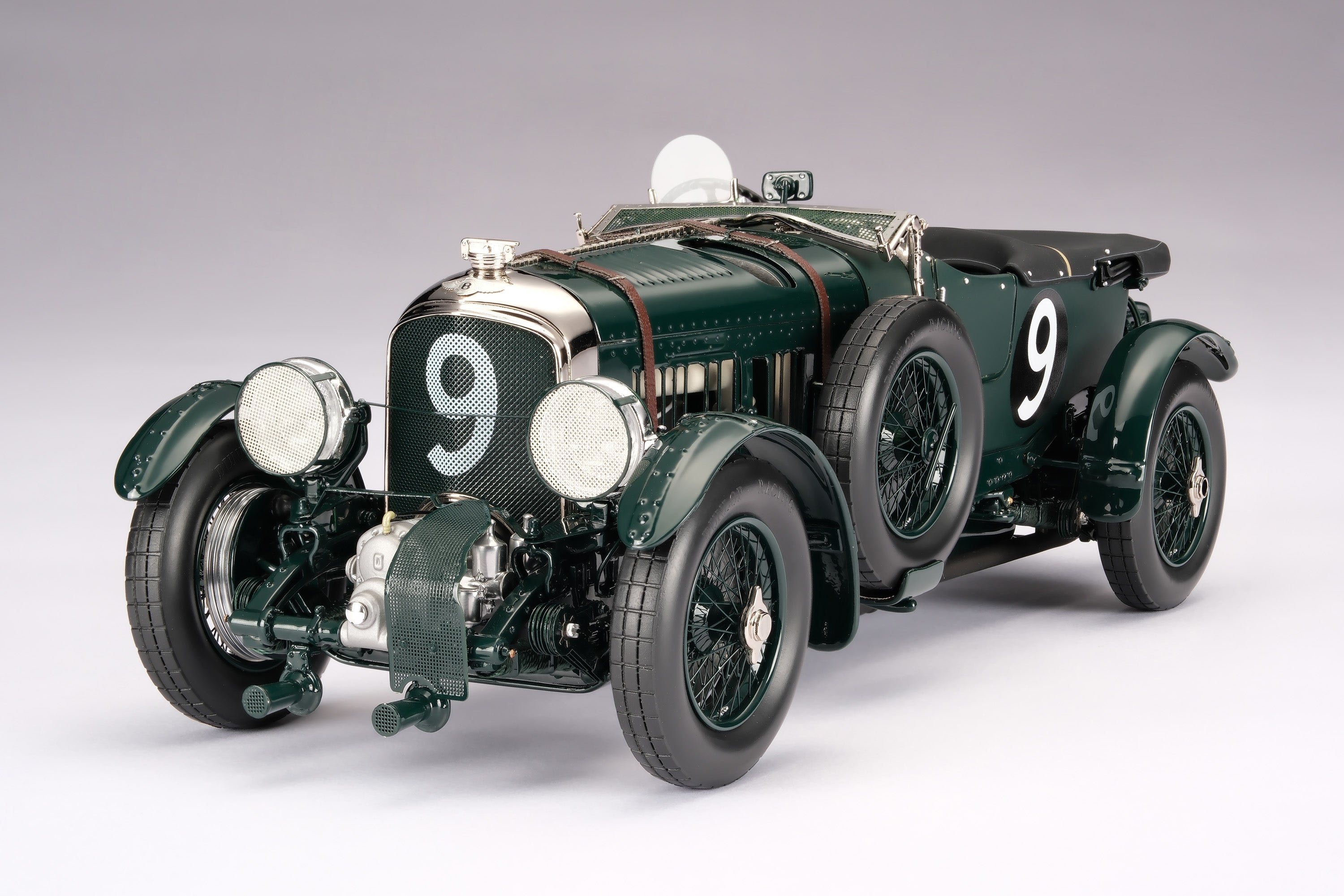 Amalgam 1:18 Bentley Blower 1930 Le Mans Birkin & Chassagne (M6307-SC1) Resin Model 5 Amalgam 1:18 Bentley Blower 1930 Le Mans Birkin & Chassagne (M6307-SC1) Resin Model - Image 5