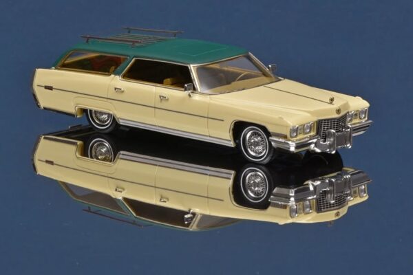 Diecast Model Shop - Model Universe 52 Alternative view of Matrix 1:43 Cadillac DeVille ASC Wagon Dean Martin 1972 Cream/Green (MX20301-482) Limited Edition Resin Model