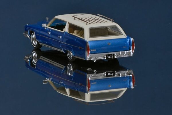 Diecast Model Shop - Model Universe 54 Alternative view of Matrix 1:43 Cadillac DeVille ASC Wagon 1972 Blue/Cream (MX20301-483) Limited Edition Resin Model