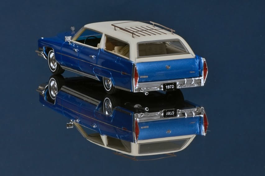 Matrix 1:43 Cadillac DeVille ASC Wagon 1972 Blue/Cream (MX20301-483) Limited Edition Resin Model 2 Matrix 1:43 Cadillac DeVille ASC Wagon 1972 Blue/Cream (MX20301-483) Limited Edition Resin Model - Image 2
