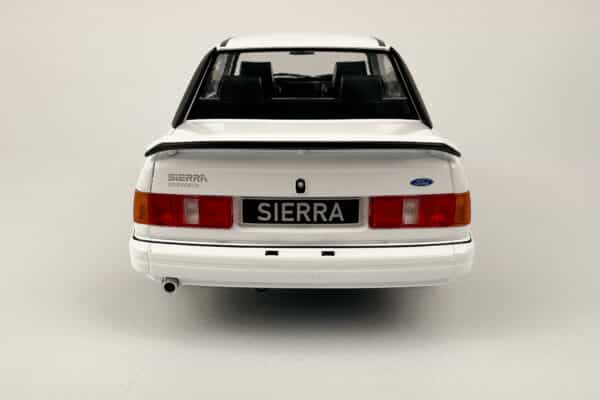 MCG 1:18 Ford Sierra Cosworth RS White.5