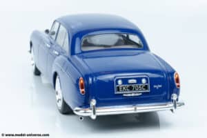 MCG - 1:18 Rolls Royce Silver Cloud III Flying Track H.J.Mulliner Dark Blue 1965 - Diecast Model