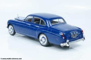 MCG - 1:18 Rolls Royce Silver Cloud III Flying Track H.J.Mulliner Dark Blue 1965 - Diecast Model