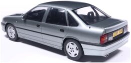 MCG - 1:18 Vauxhall Cavalier Mk.3 GSi 2000 16v Grey Metallic (RHD) - Diecast Model
