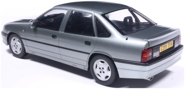 MCG - 1:18 Vauxhall Cavalier Mk.3 GSi 2000 16v Grey Metallic (RHD) - Diecast Model