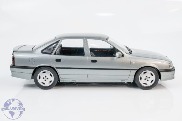 MCG - 1:18 Vauxhall Cavalier Mk.3 GSi 2000 16v Grey Metallic (RHD) - Limited Edition UK Exclusive Diecast Model 13 MCG - 1:18 Vauxhall Cavalier Mk.3 GSi 2000 16v Grey Metallic (RHD) - Limited Edition UK Exclusive Diecast Model