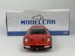 MCG - 1:18 Ferrari Dino 246 GT 1969 Red