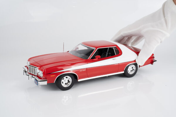 MCG 1:18 Ford Gran Torino Red/White 1975 from "Starsky & Hutch" TV Series (MCG181005) Diecast Model 10 MCG 1:18 Ford Gran Torino Red/White 1975 from "Starsky & Hutch" TV Series (MCG181005) Diecast Model