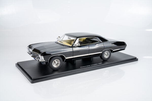 MCG 1:18 Chevrolet Impala Black 1967 from "Supernatural" TV Series (MCG181006) Diecast Model 10 MCG 1:18 Chevrolet Impala Black 1967 from "Supernatural" TV Series (MCG181006) Diecast Model
