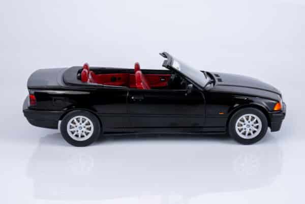 MCG 1:18 BMW 318i (E36) Cabriolet Black 1996 (MCG18318) Diecast Model 16 MCG 1:18 BMW 318i (E36) Cabriolet Black 1996 (MCG18318) Diecast Model