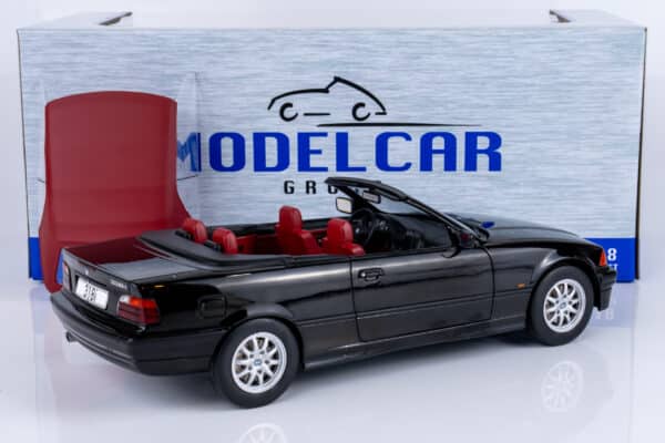 Diecast Model Shop - Model Universe 54 Alternative view of MCG 1:18 BMW 318i (E36) Cabriolet Black 1996 (MCG18318) Diecast Model