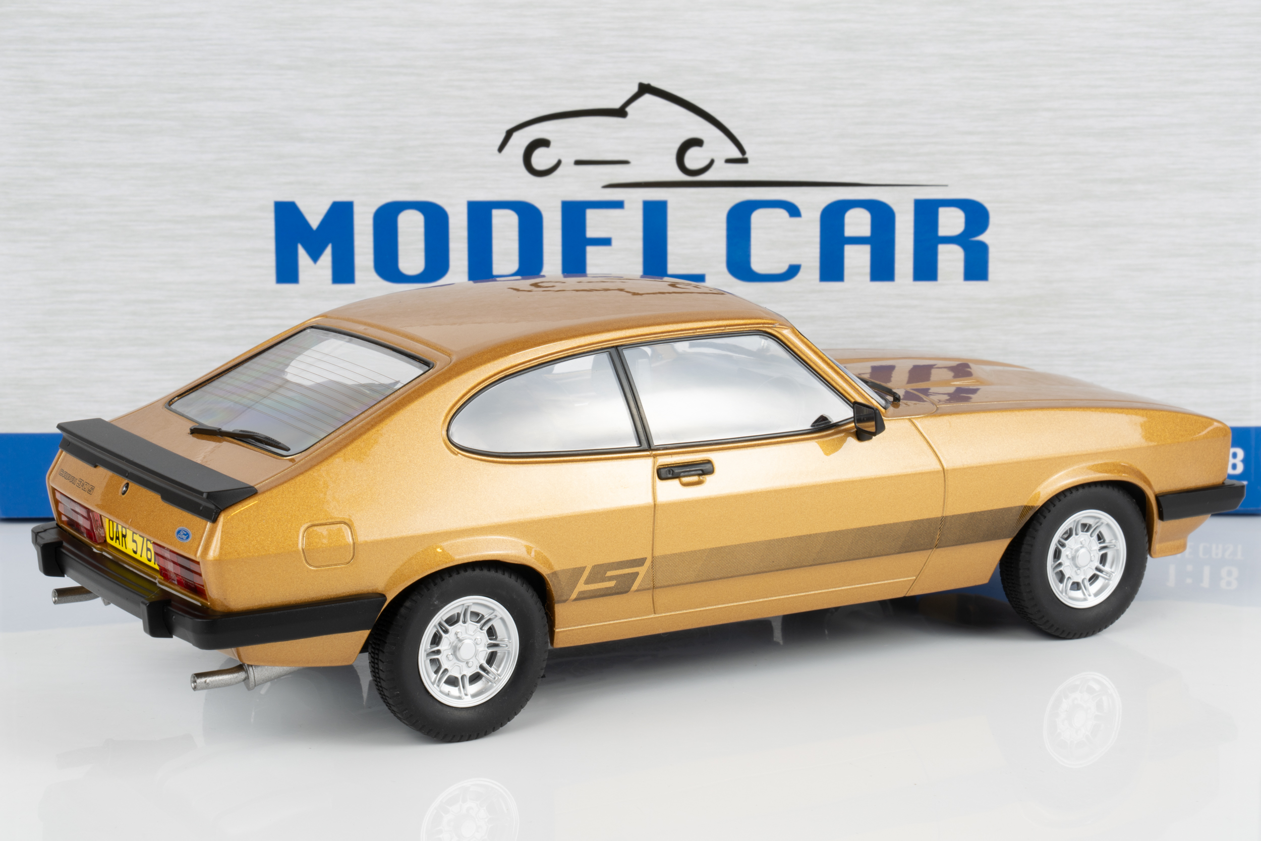MCG 1:18 Ford Capri Mk3 3.0S Oyster Gold from "The Professionals" TV Series 1978 (MCG18798) Limited Edition Diecast Model 2 MCG 1:18 Ford Capri Mk3 3.0S Oyster Gold from "The Professionals" TV Series 1978 (MCG18798) Limited Edition Diecast Model - Image 2