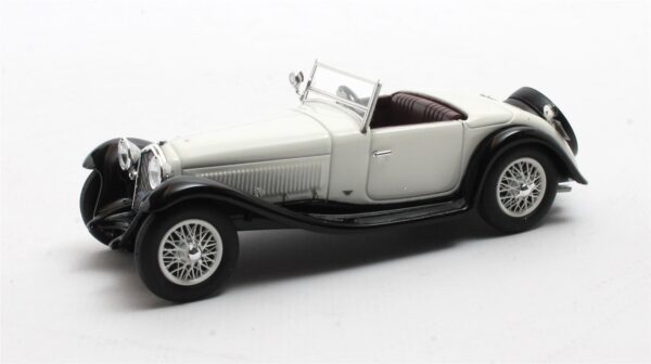 Matrix 1:43 Alfa Romeo 6C 1750SV Figoni White/Blue 1932 (MX40102-171) Limited Edition Resin Model