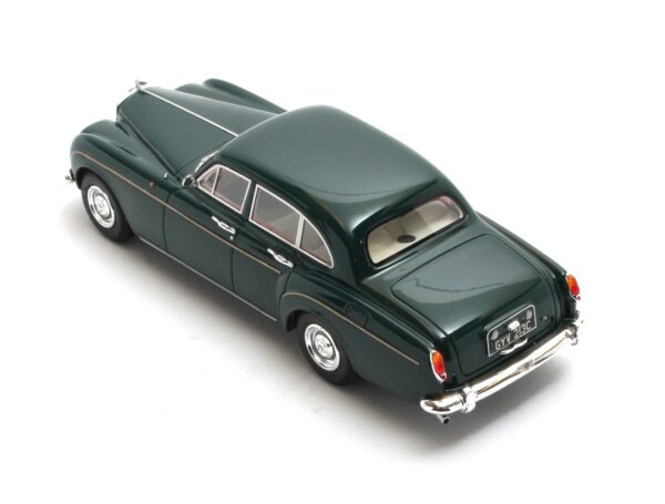 Matrix - 1:43 Bentley SIII Continental Flying Spur by Mulliner 1965 Green