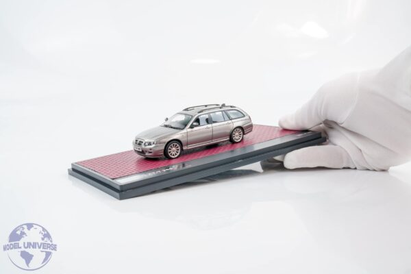 Matrix - 1:43 MG ZT-T 260 V8 Metallic Silver 2004 - Limited Edition Resin Model 9 Matrix - 1:43 MG ZT-T 260 V8 Metallic Silver 2004 - Limited Edition Resin Model