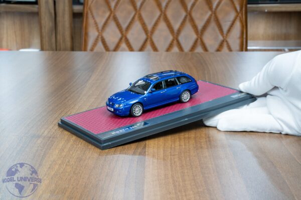 Matrix - 1:43 MG ZT-T 260 V8 Metallic Blue 2004 - Limited Edition Resin Model 8 Matrix - 1:43 MG ZT-T 260 V8 Metallic Blue 2004 - Limited Edition Resin Model