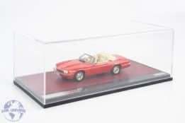 Matrix MX41001 251 Jaguar XJS Red 3