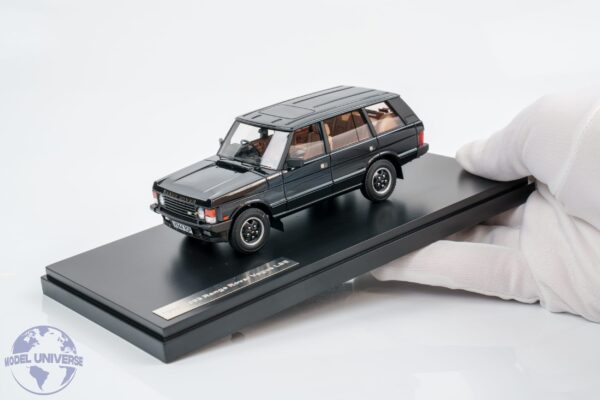 Matrix - 1:43 Range Rover Vogue LSE Beluga Black 1992-1993 - Resin Model 7 Matrix - 1:43 Range Rover Vogue LSE Beluga Black 1992-1993 - Resin Model