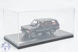 Matrix - 1:43 Range Rover Vogue LSE Beluga Black 1992-1993 - Resin Model