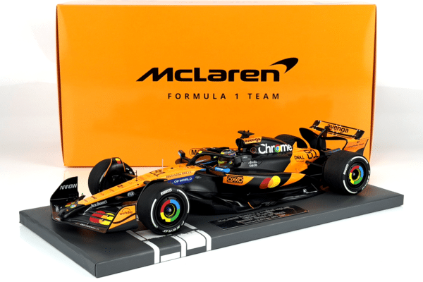 Minichamps 1:18 McLaren Formula 1 Team MCL39 Oscar Piastri #81 Winner China GP 2025 (537251981) Resin Model 17 Minichamps 1:18 McLaren Formula 1 Team MCL39 Oscar Piastri #81 Winner China GP 2025 (537251981) Resin Model