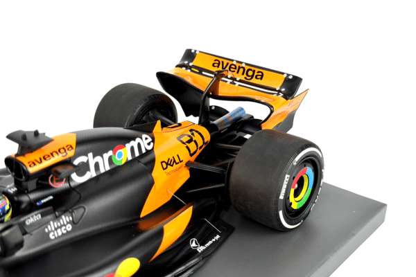 Minichamps 1:18 McLaren Formula 1 Team MCL39 Oscar Piastri #81 Winner China GP 2025 (537251981) Resin Model 27 Minichamps 1:18 McLaren Formula 1 Team MCL39 Oscar Piastri #81 Winner China GP 2025 (537251981) Resin Model