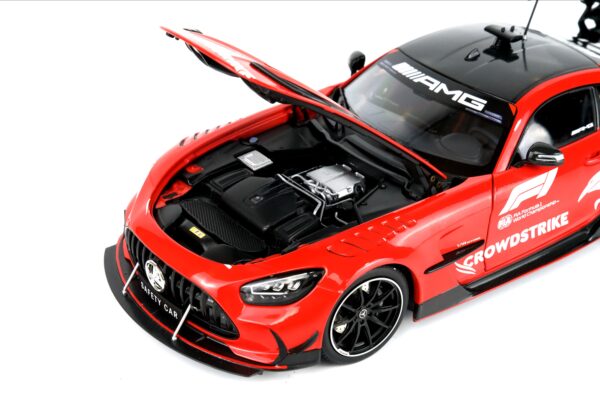 Minichamps 1:18 Mercedes-AMG GT Black Series F1 Safety Car CrowdStrike 2025 (110032091) Diecast Model 24 Minichamps 1:18 Mercedes-AMG GT Black Series F1 Safety Car CrowdStrike 2025 (110032091) Diecast Model