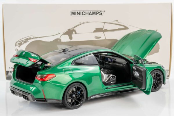 Minichamps - 1:18 BMW M4 (G82) Green Metallic 2024 (110020142) Diecast Model 13 Minichamps - 1:18 BMW M4 (G82) Green Metallic 2024 (110020142) Diecast Model