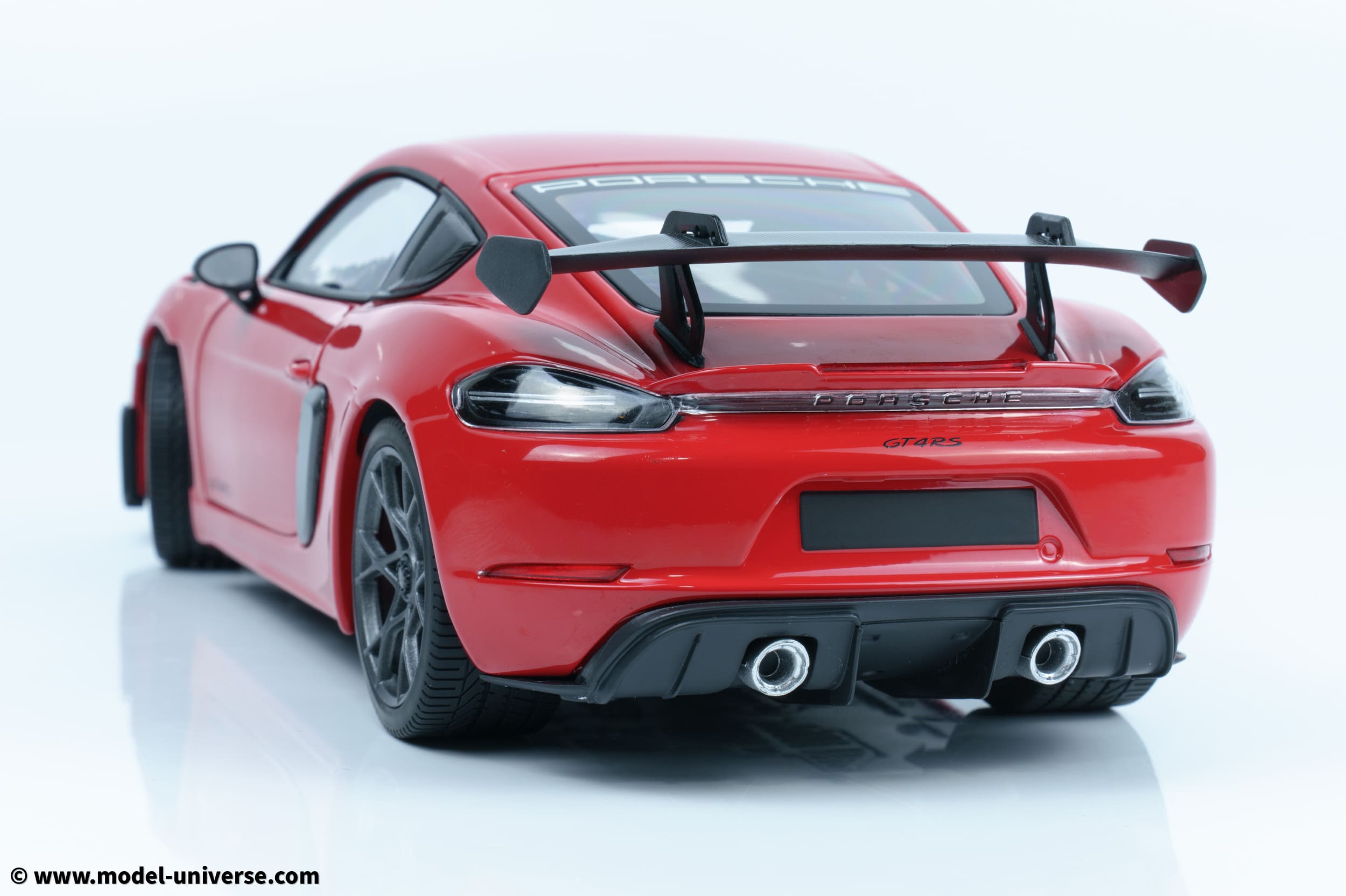 Minichamps - 1:18 Porsche Cayman GT4 RS Red w/Weissach Package 2024 - Diecast Model 12 Minichamps - 1:18 Porsche Cayman GT4 RS Red w/Weissach Package 2024 - Diecast Model
