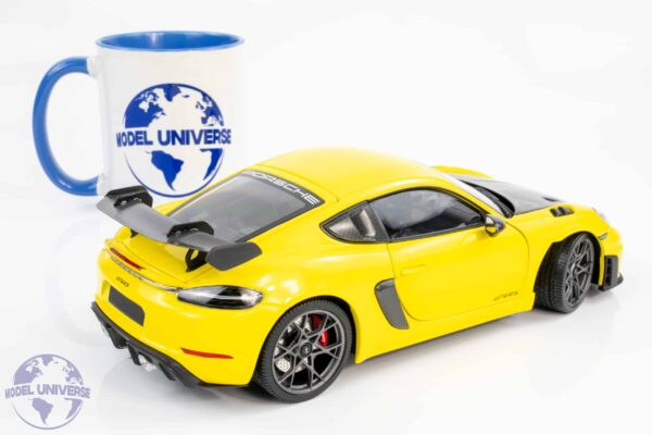 Minichamps - 1:18 Porsche Cayman GT4 RS Yellow w/Weissach Package 2024 - Diecast Model 16 Minichamps - 1:18 Porsche Cayman GT4 RS Yellow w/Weissach Package 2024 - Diecast Model