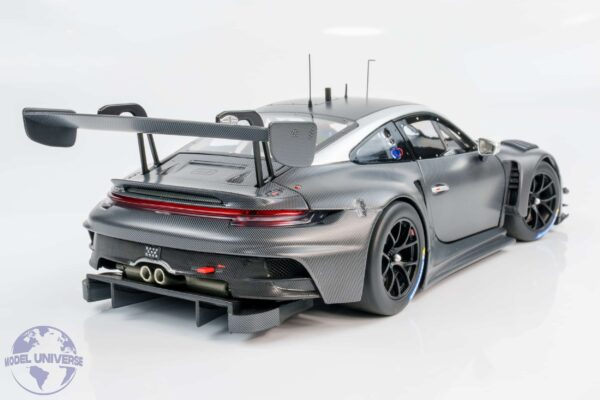 Minichamps - 1:18 Porsche 911 (992) GT3 R Customer Delivery Version Carbon 2024 - Limited Edition Diecast Model 28 Minichamps - 1:18 Porsche 911 (992) GT3 R Customer Delivery Version Carbon 2024 - Limited Edition Diecast Model