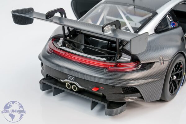 Minichamps - 1:18 Porsche 911 (992) GT3 R Customer Delivery Version Carbon 2024 - Limited Edition Diecast Model 24 Minichamps - 1:18 Porsche 911 (992) GT3 R Customer Delivery Version Carbon 2024 - Limited Edition Diecast Model