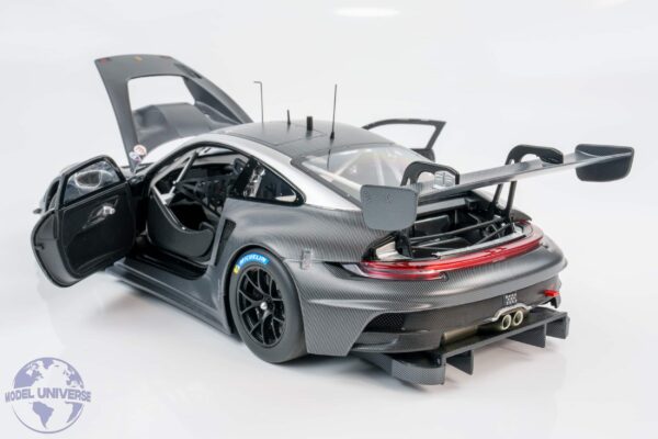 Minichamps - 1:18 Porsche 911 (992) GT3 R Customer Delivery Version Carbon 2024 - Limited Edition Diecast Model 21 Minichamps - 1:18 Porsche 911 (992) GT3 R Customer Delivery Version Carbon 2024 - Limited Edition Diecast Model