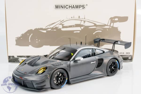 Minichamps 110246000 Porsche 911 GT3 R Carbon Customer Version 15