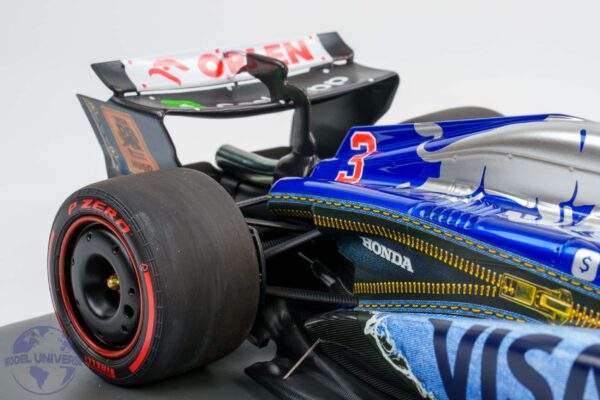 Minichamps - 1:18 Visa Cash App RB VCARB01 Daniel Ricciardo Last Race 2024 Singapore GP - Limited Edition Resin Model 15 Minichamps - 1:18 Visa Cash App RB VCARB01 Daniel Ricciardo Last Race 2024 Singapore GP - Limited Edition Resin Model