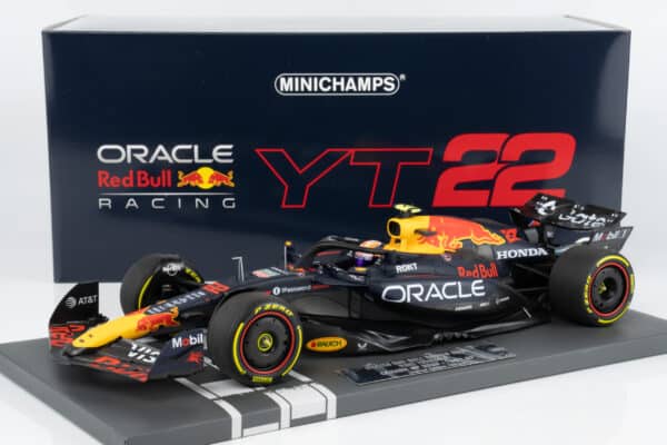 Minichamps 1:18 Oracle Red Bull Racing RB21 No.22 Yuki Tsunoda 100th Race Canadian GP 2025 (117251022) Limited Edition Resin Model
