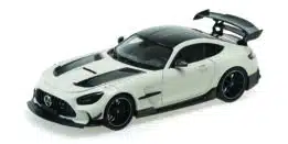 Minichamps - 1:18 Mercedes-AMG GT Black Series 2021 White Metallic (Full Openings)